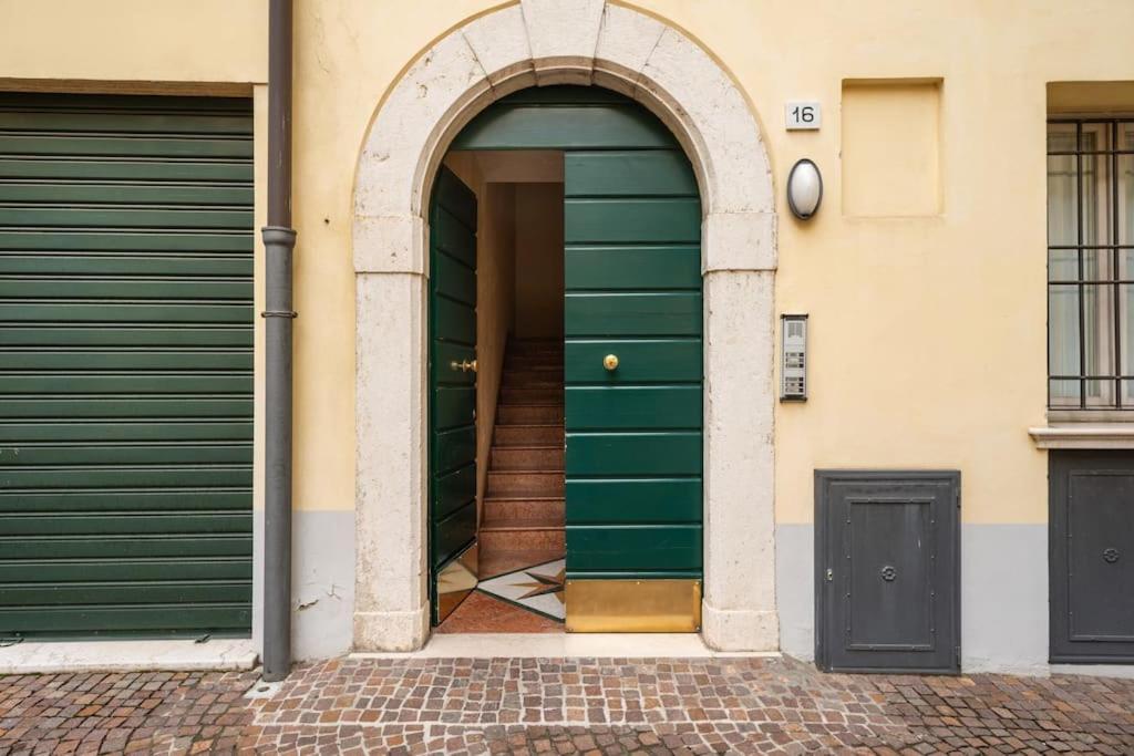 Duomo Apartment Brescia Zewnętrze zdjęcie