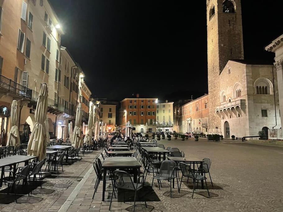 Duomo Apartment Brescia Zewnętrze zdjęcie