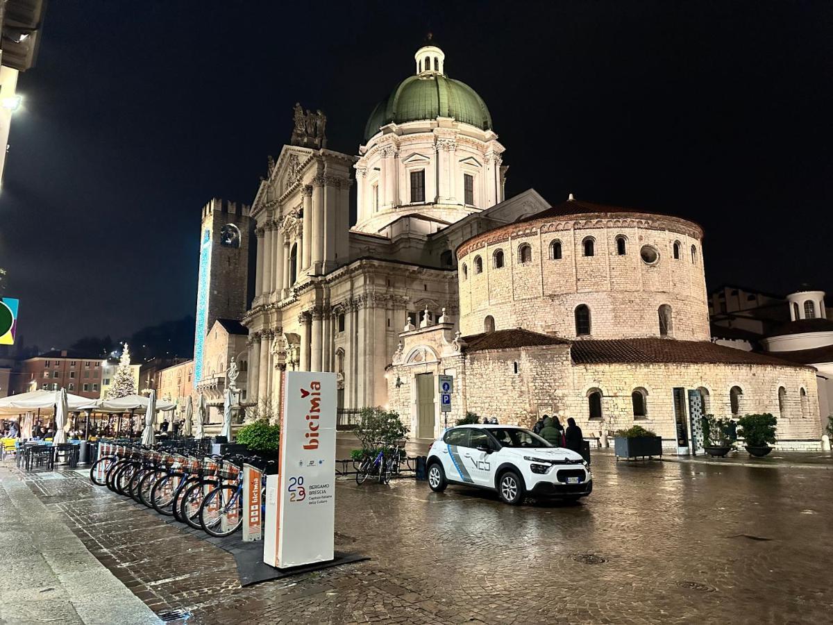 Duomo Apartment Brescia Zewnętrze zdjęcie